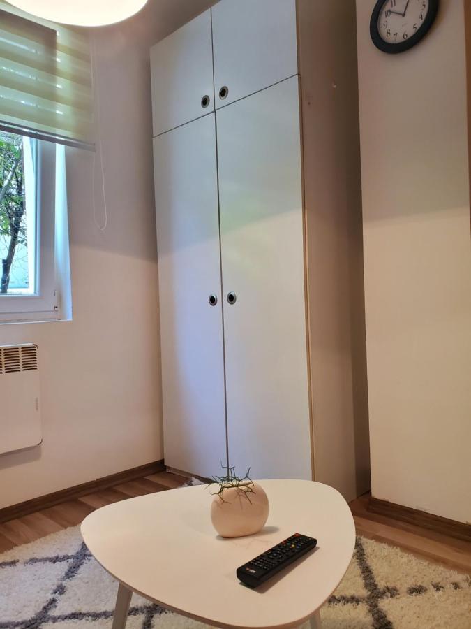 Sleep And Drive Suites Сараево Экстерьер фото