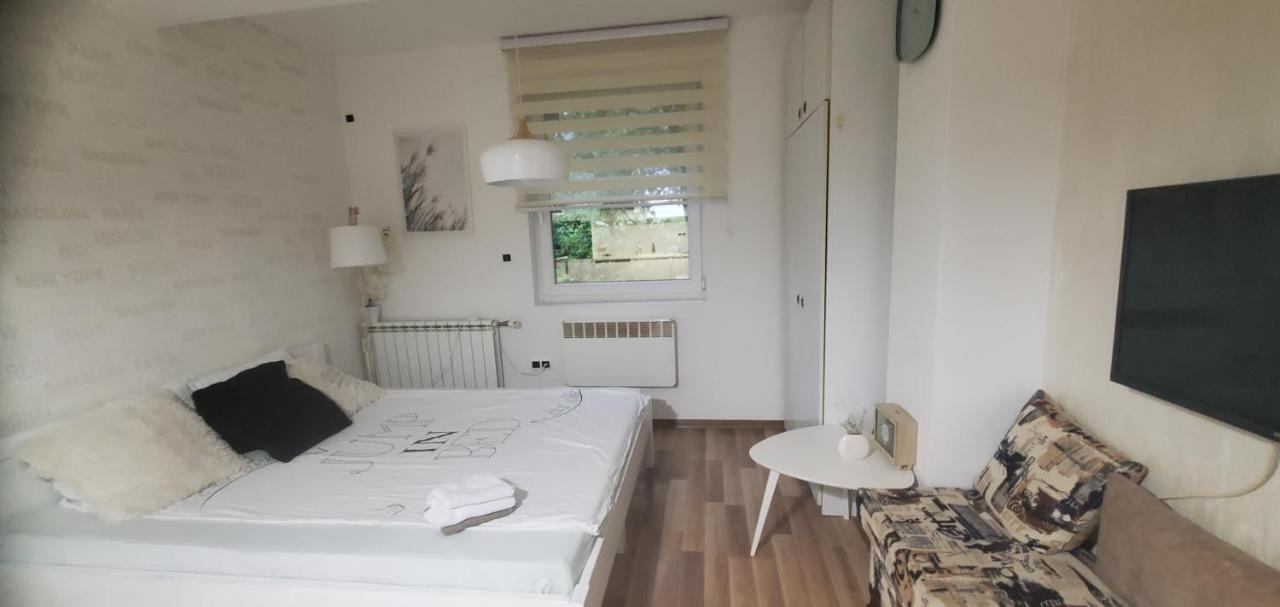 Sleep And Drive Suites Сараево Экстерьер фото